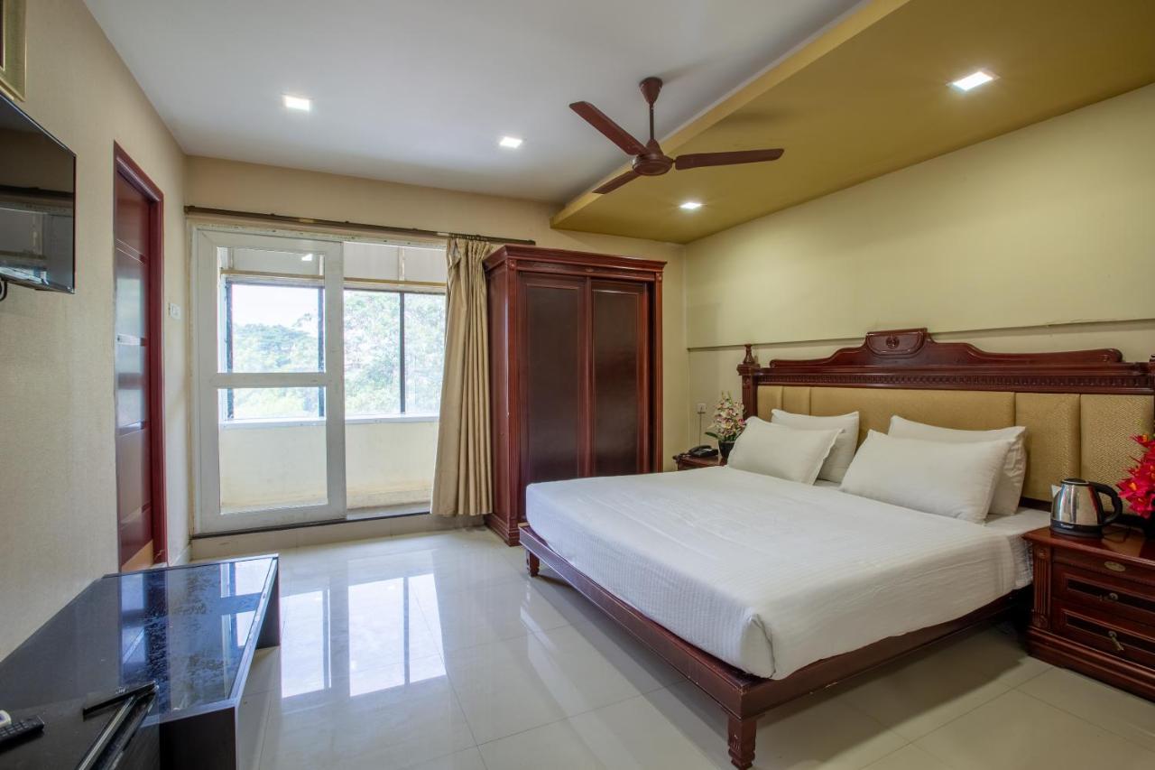 Pudukkottai Svs Grande酒店 外观 照片